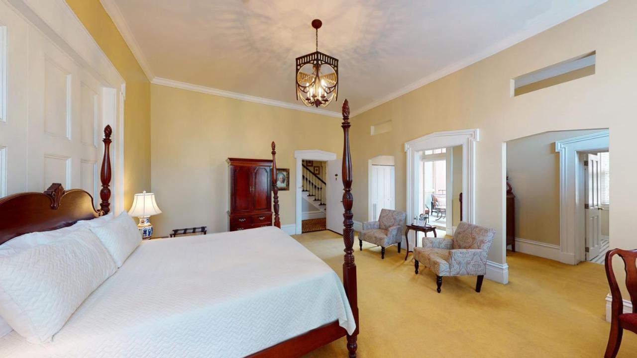 The Presidents' Quarters Inn Savannah Bagian luar foto